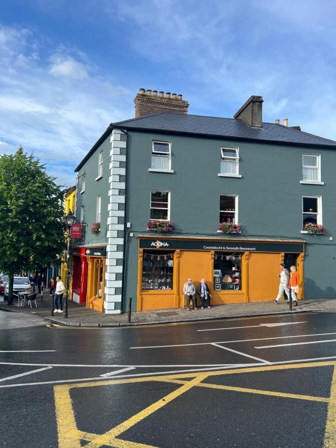 No. 1 Bridge Street Apartment Westport Exterior foto